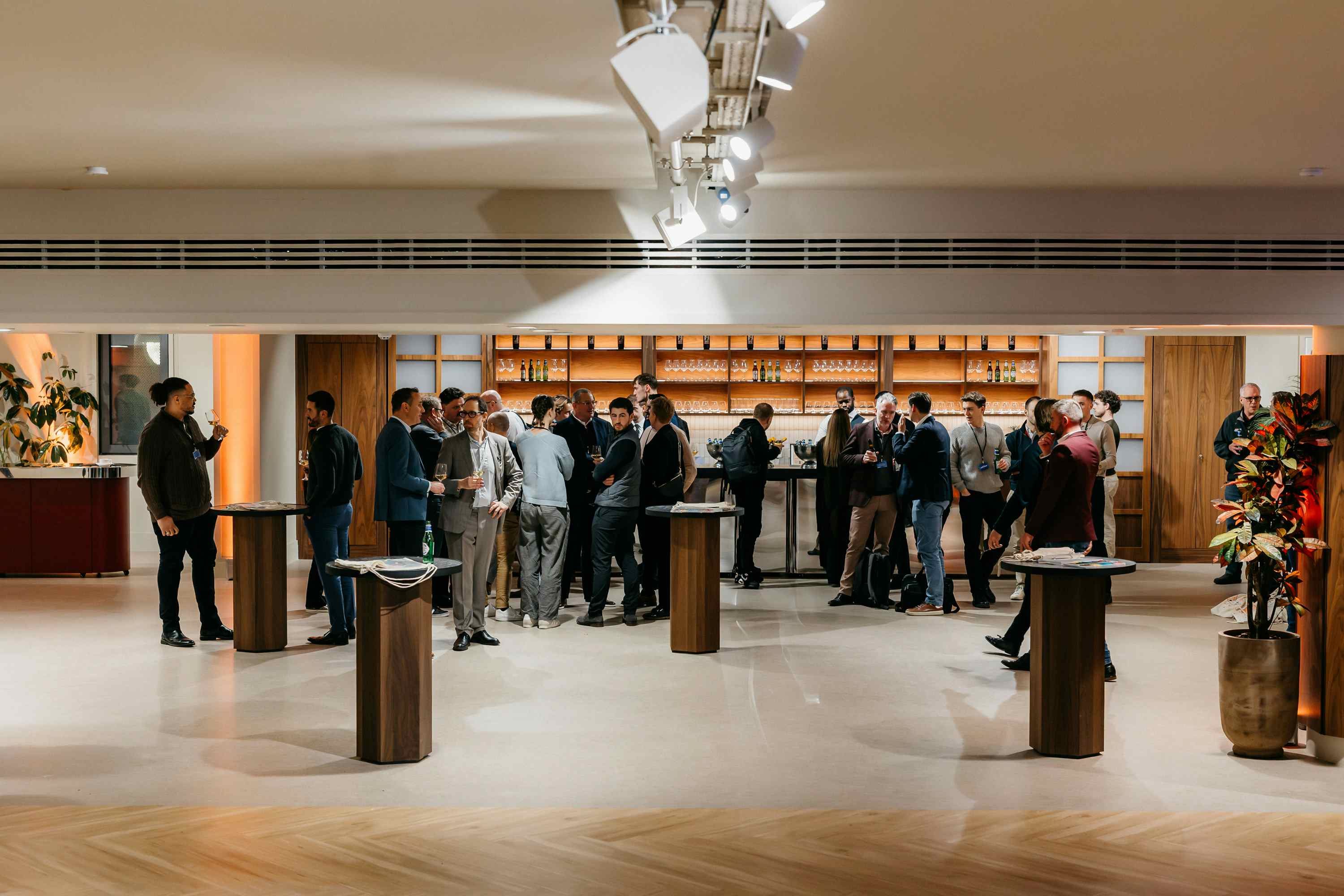 Landing Canary Wharf